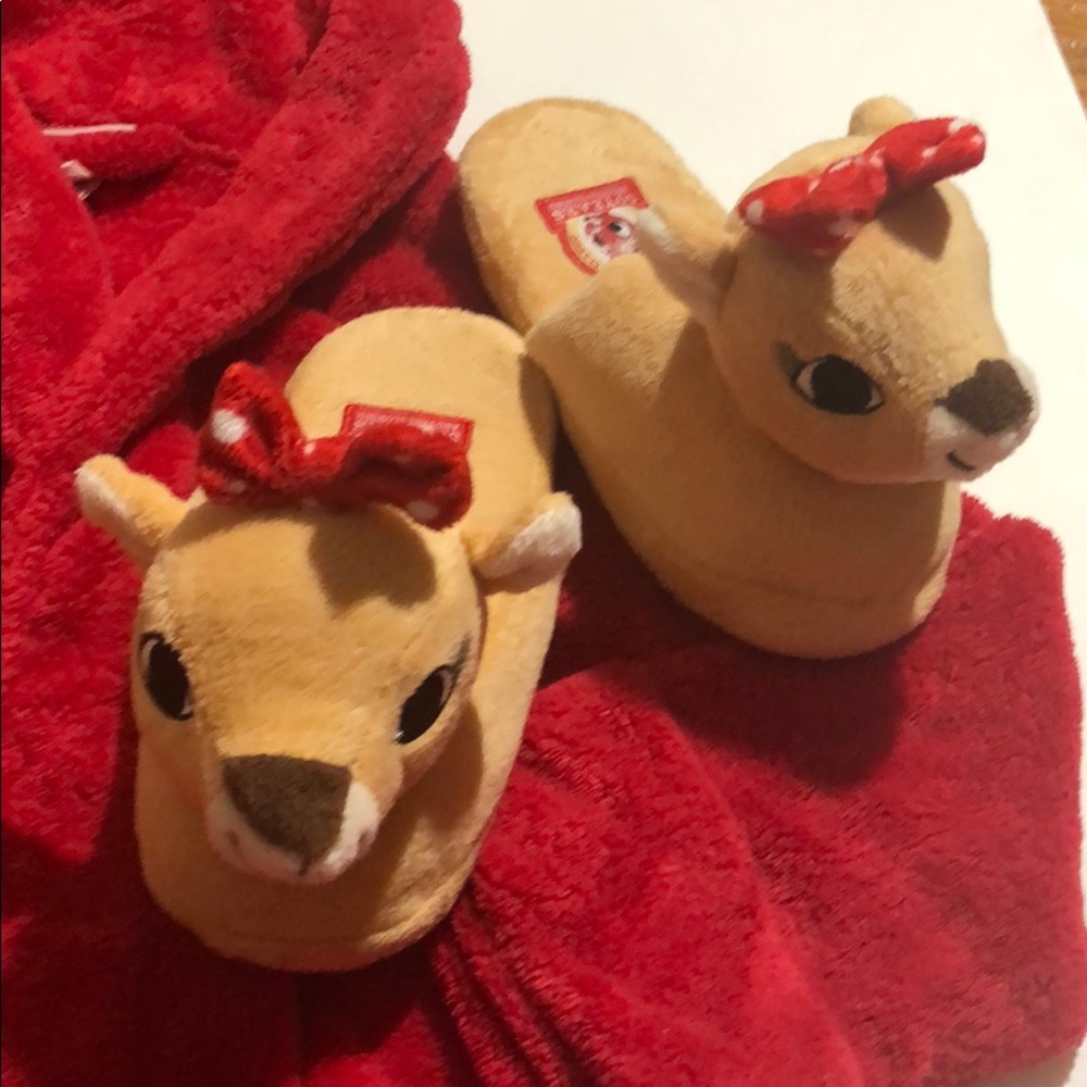 Robe and Slipper Set - Picture 2 of 4